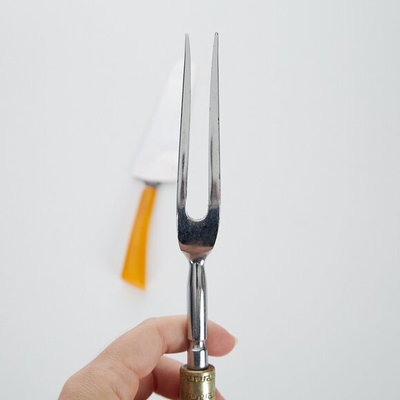 Vintage Bakelite Serrated Cake Pie Server & Meat Fork Pieces - Picture 5 of 8